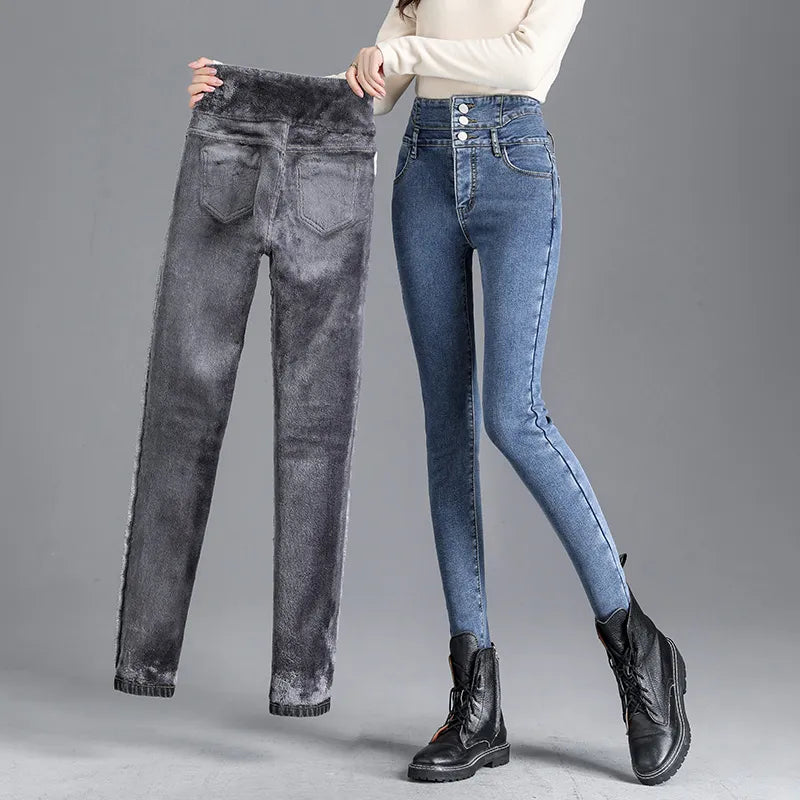Warme Röhrenjeans für Damen
