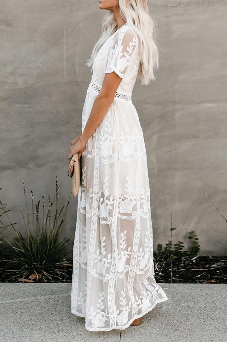 Langes schwarzes böhmisches Spitzenkleid – Seraphina