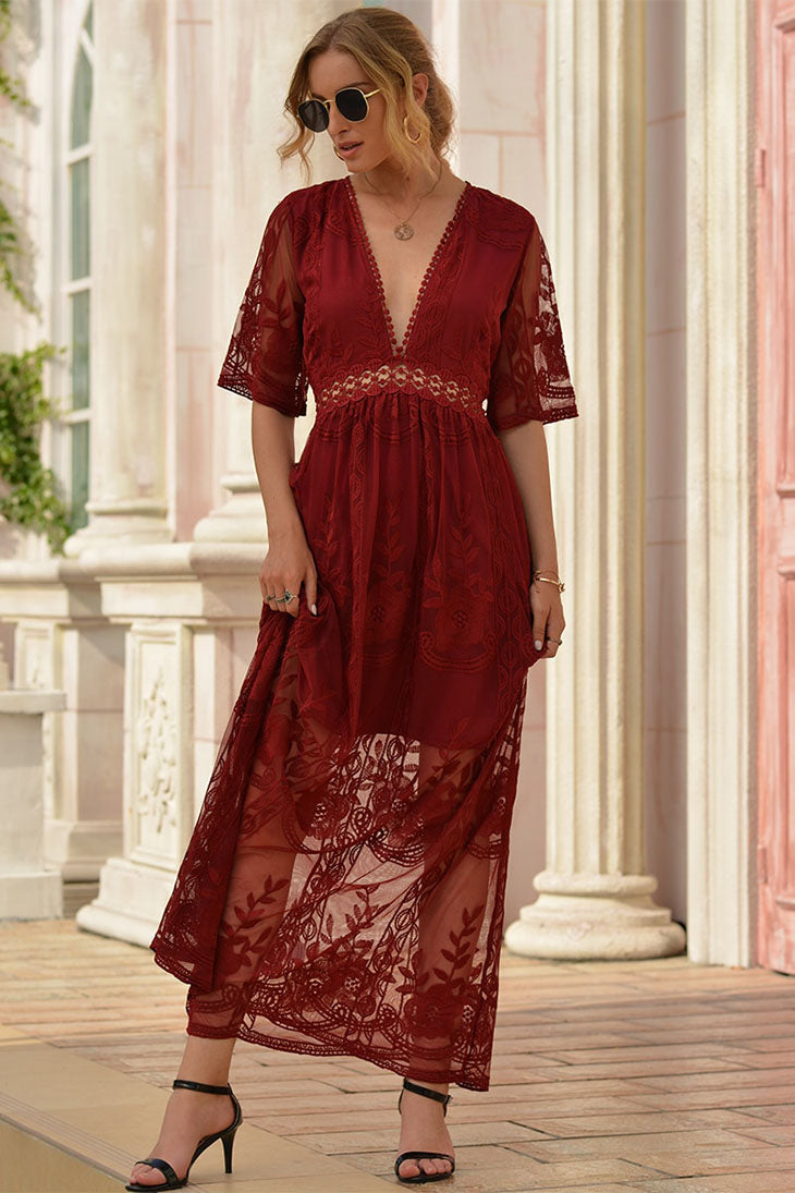 Langes schwarzes böhmisches Spitzenkleid – Seraphina