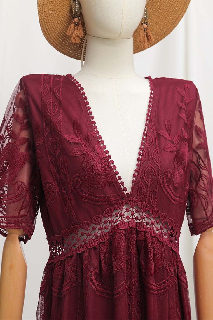Langes schwarzes böhmisches Spitzenkleid – Seraphina