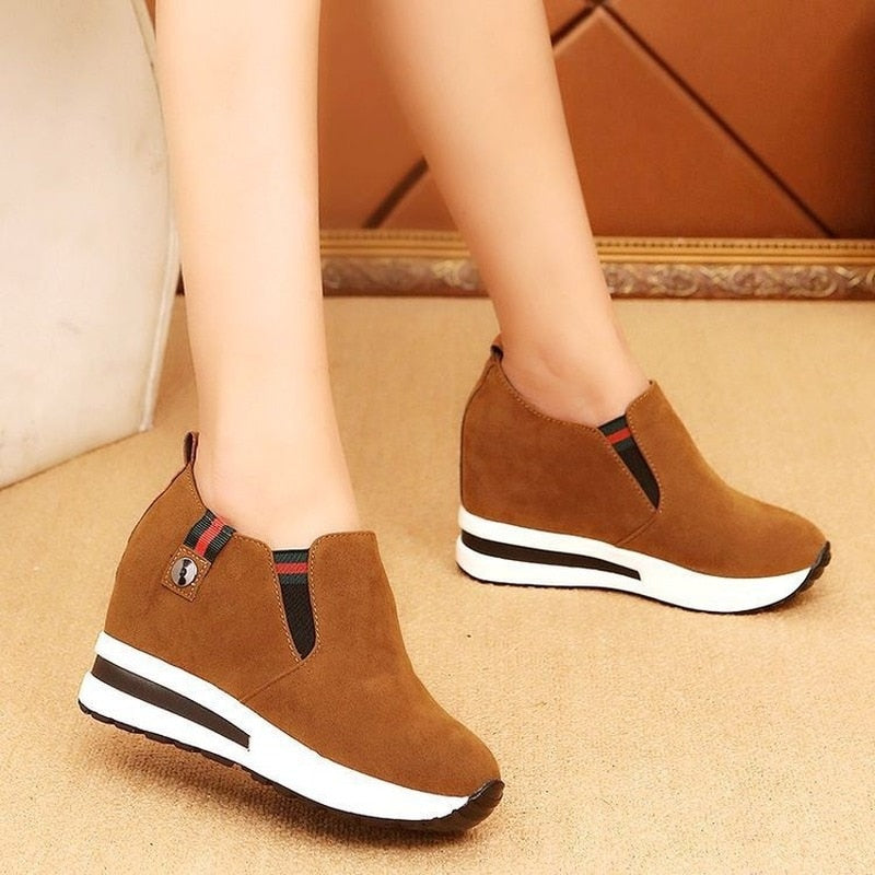 Women's Slip-on Platform Shoes - Lofer