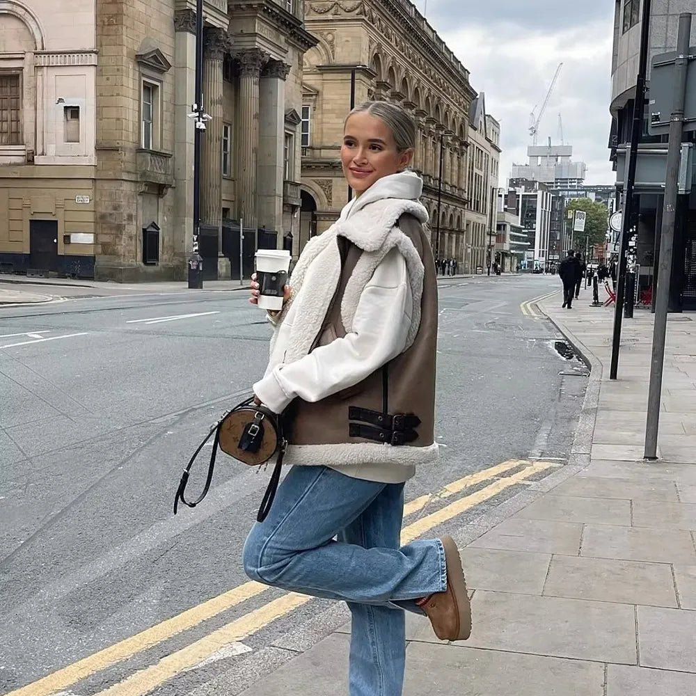 Gilet en fausse peau de mouton pour femme