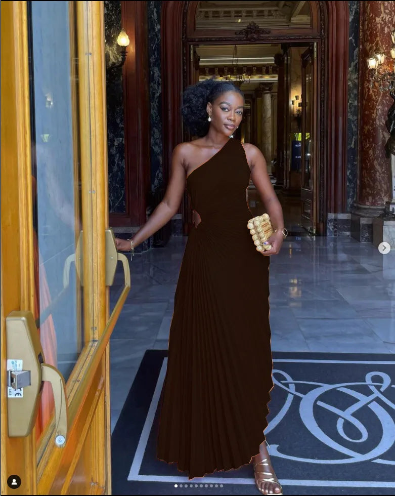 Orana – Gerafftes, pelziges Abendkleid für Damen