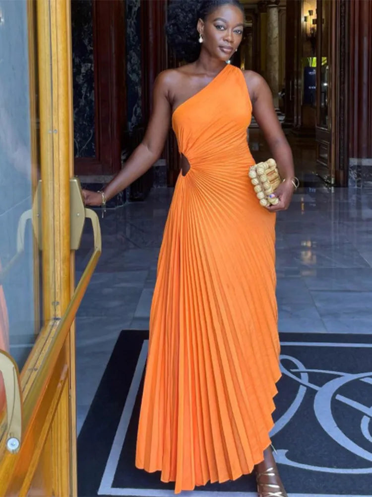Orana – Gerafftes, pelziges Abendkleid für Damen