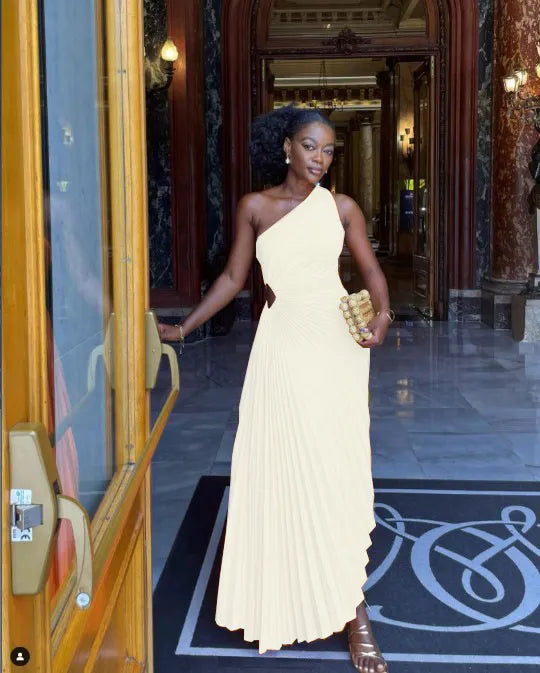 Orana – Gerafftes, pelziges Abendkleid für Damen