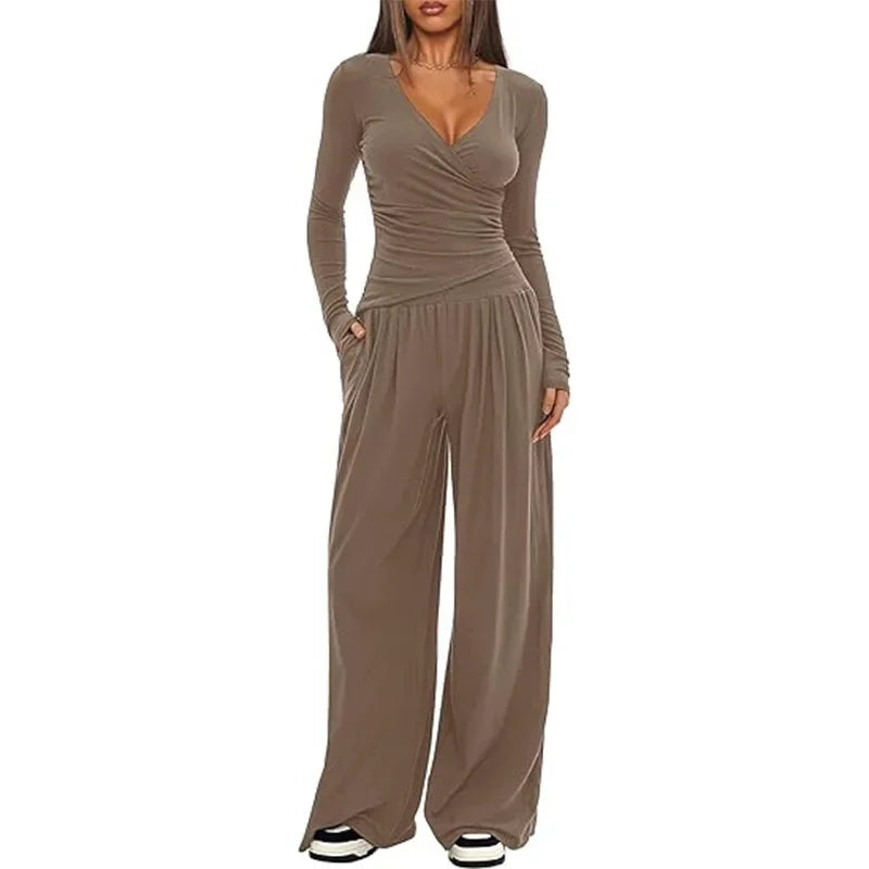 Ensemble sportswear femme avec pantalon ample et manches longues