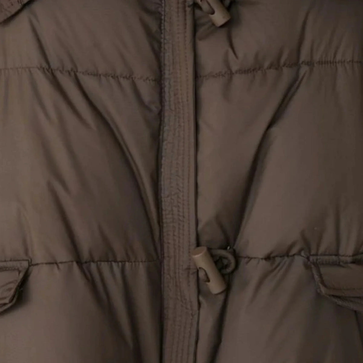 Veste femme avec col en fausse fourrure et manches côtelées