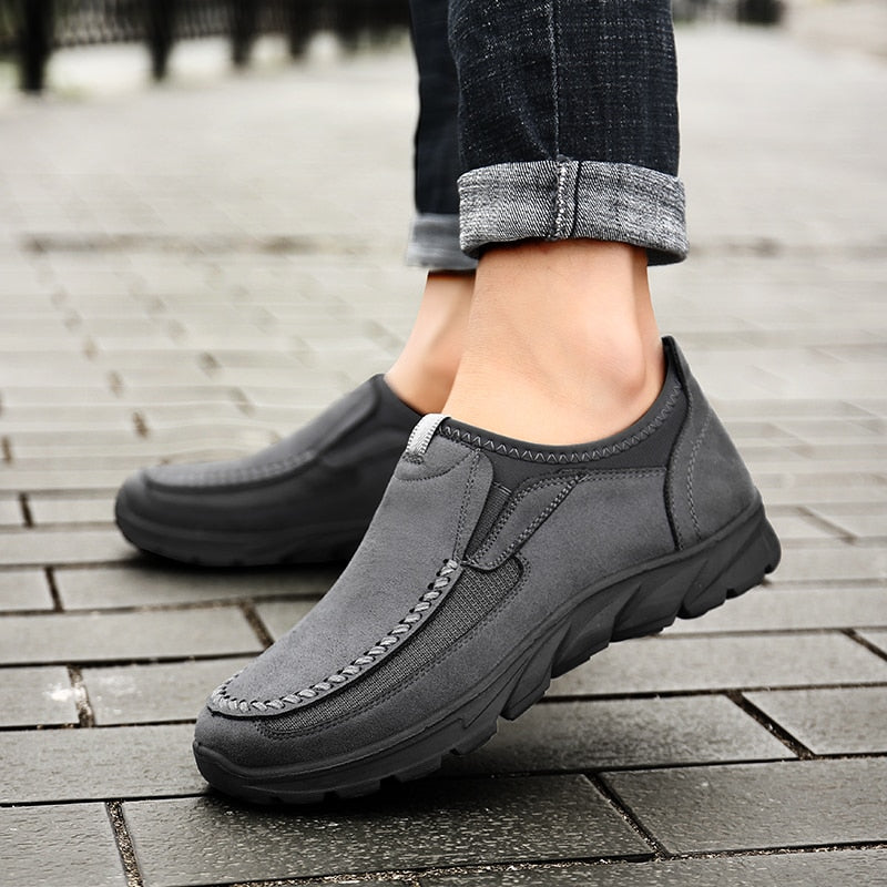 Bequeme orthopädische Herrenschuhe für Herren