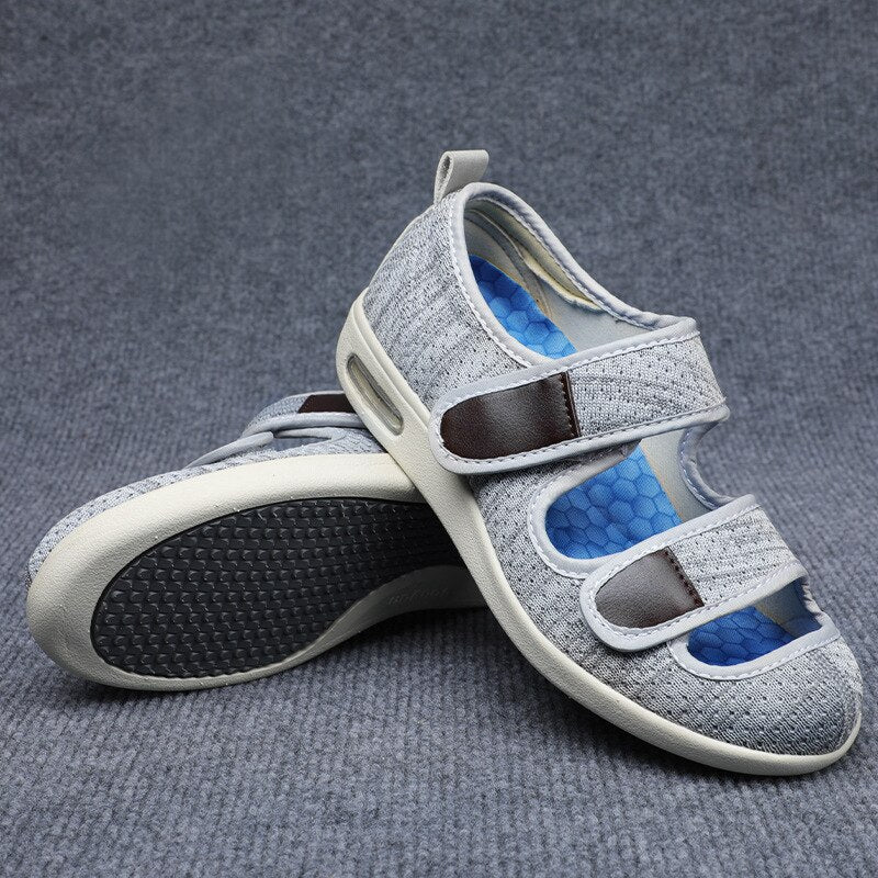 Lässige orthopädische Sandalen von Siral
