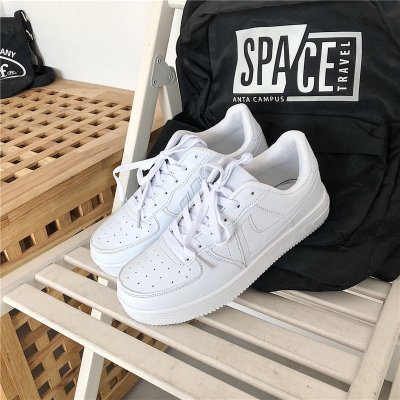 Air Strong 1 Schuhe