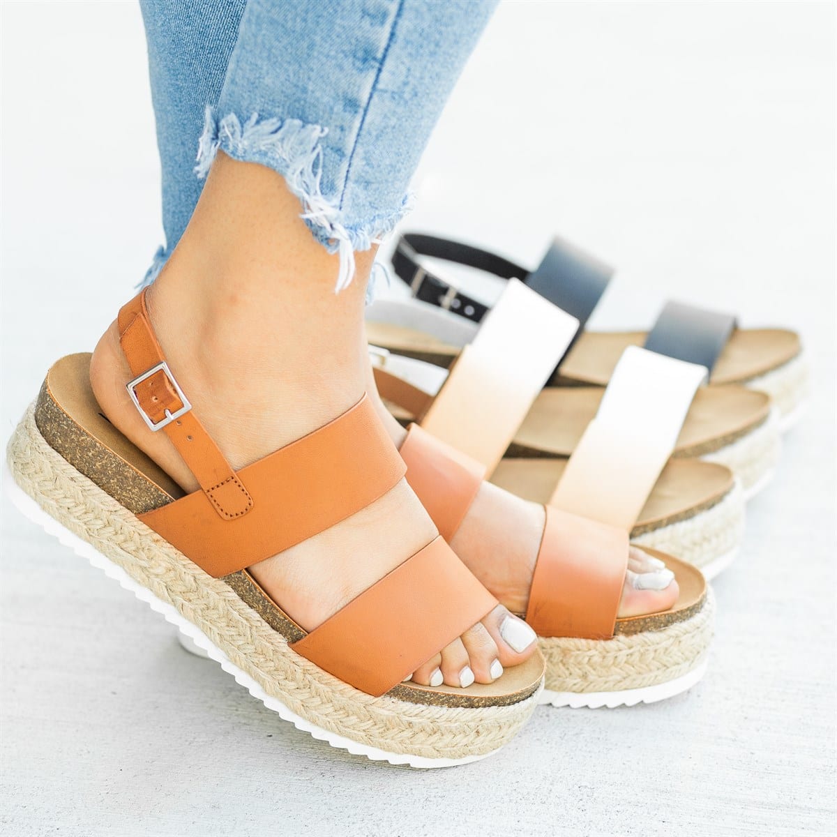 Lila Keilsandalen