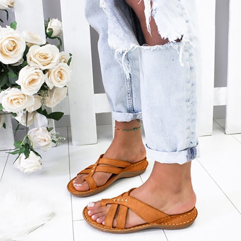 Elegante orthopädische Damen-Sandalen und Flip-Flops