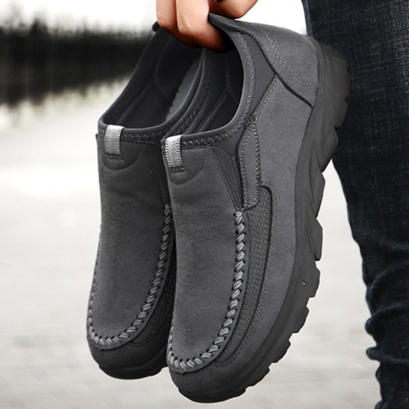 Bequeme orthopädische Herrenschuhe für Herren