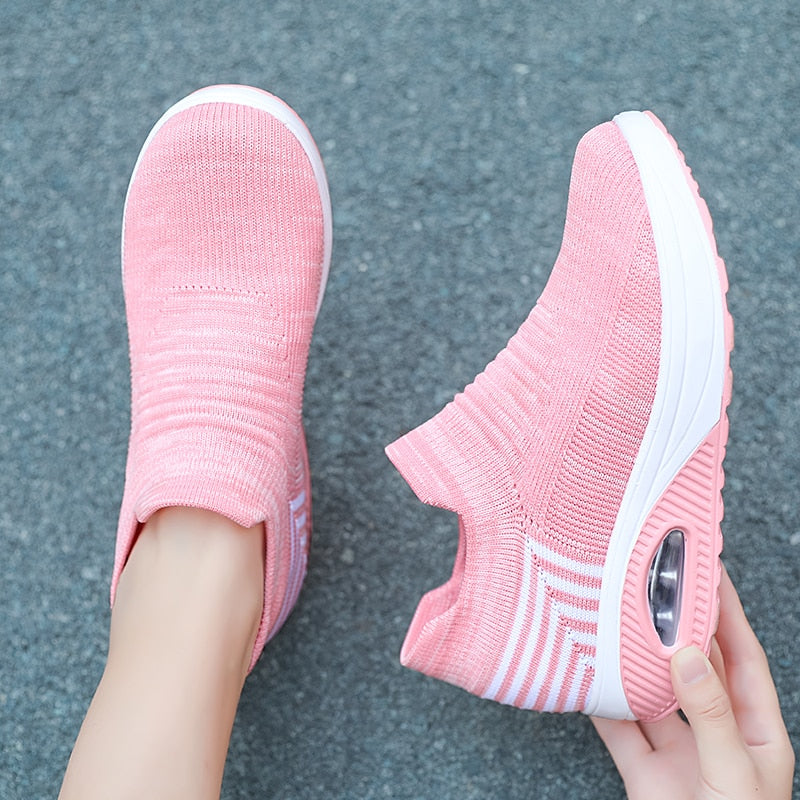 Atmungsaktive orthopädische Sportschuhe für Damen mit Gummisohle