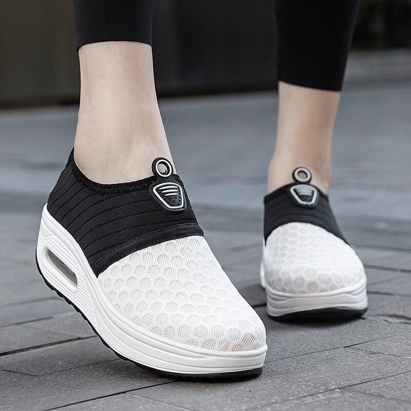 Lässige orthopädische Damen-Sneaker von Safo