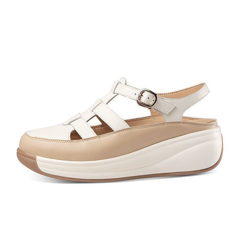Damen-Sandalen mit runder Zehenpartie und lässiger Schnalle – Cruz