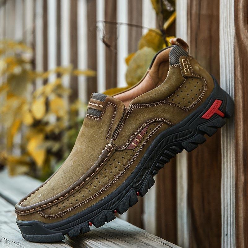 Mocassins Orthopédiques avec semelles de soutien.