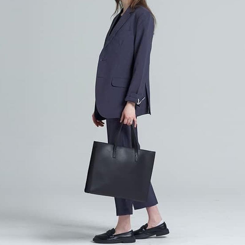 Sac à main ordinateur élégant femme