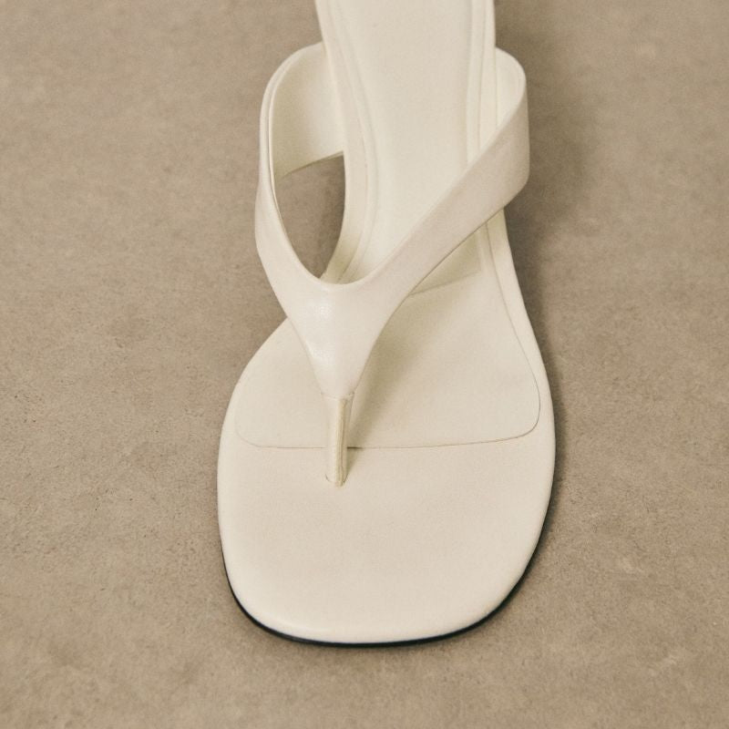 Sandales à Talons Fins avec Bout Carré et Brides Fines