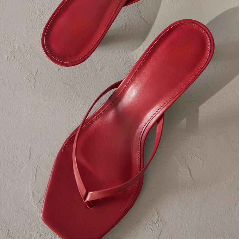 Sandales à Talons Fins avec Bout Carré et Brides Fines