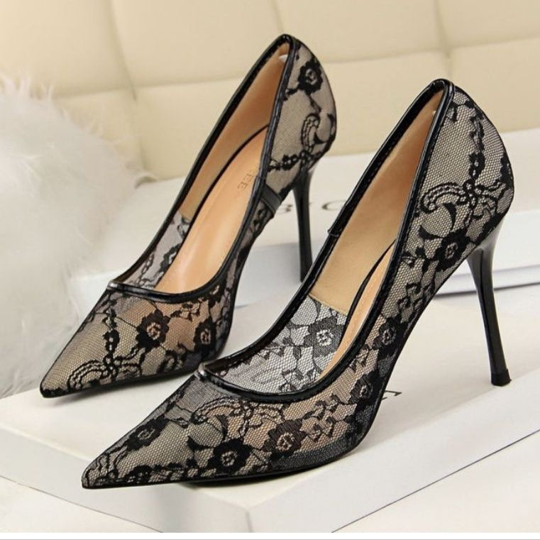 Sandales à Talons Fins en Dentelle Fleurie