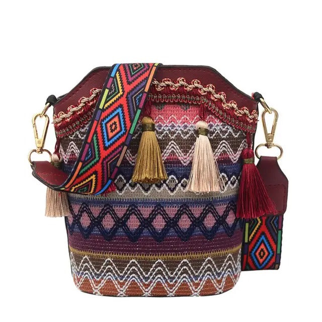 Sac à main bohème pompon