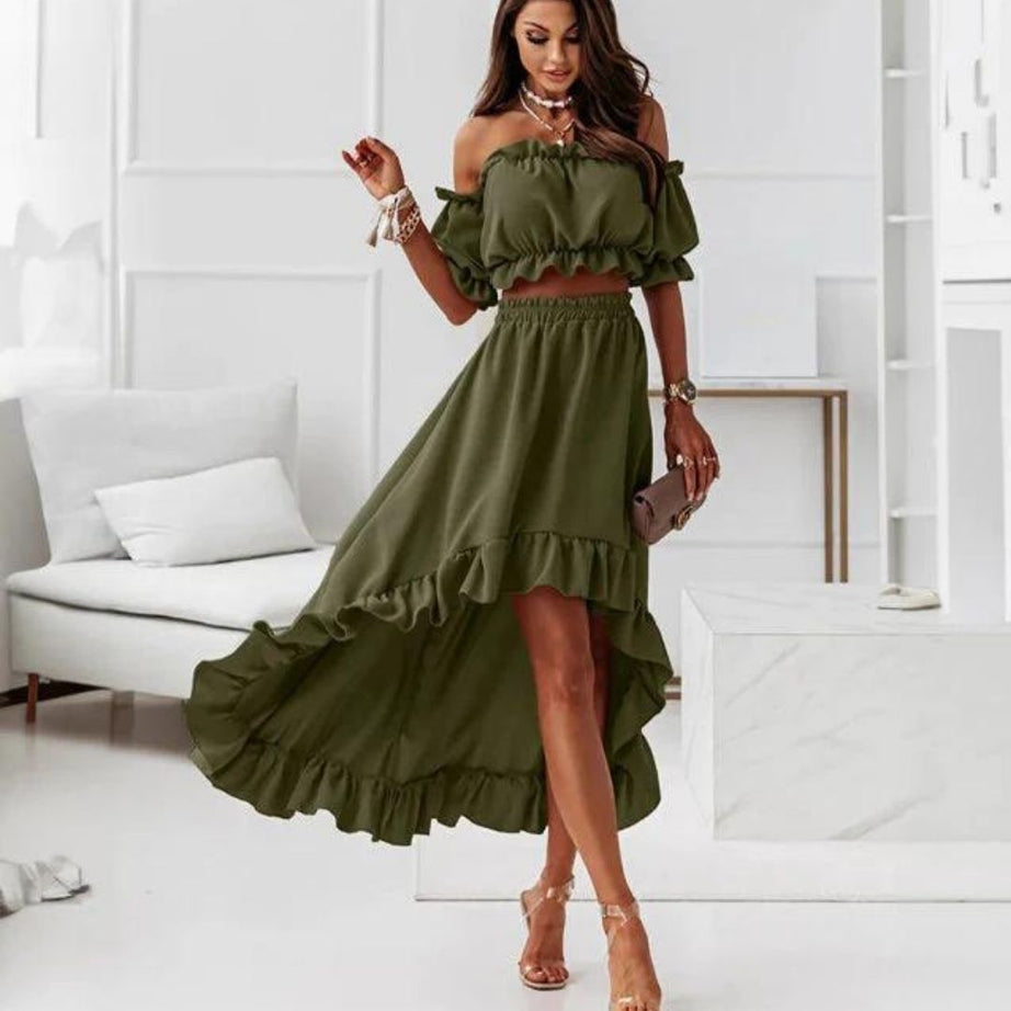 Elenaya – Schulterfreies Rüschenkleid mit hoch tailliertem Saum
