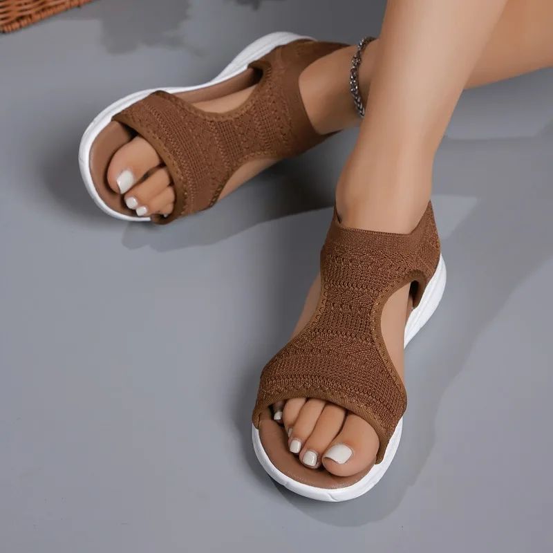Sandale Femme Confortable À Semelle Épaisse Et Design Moderne