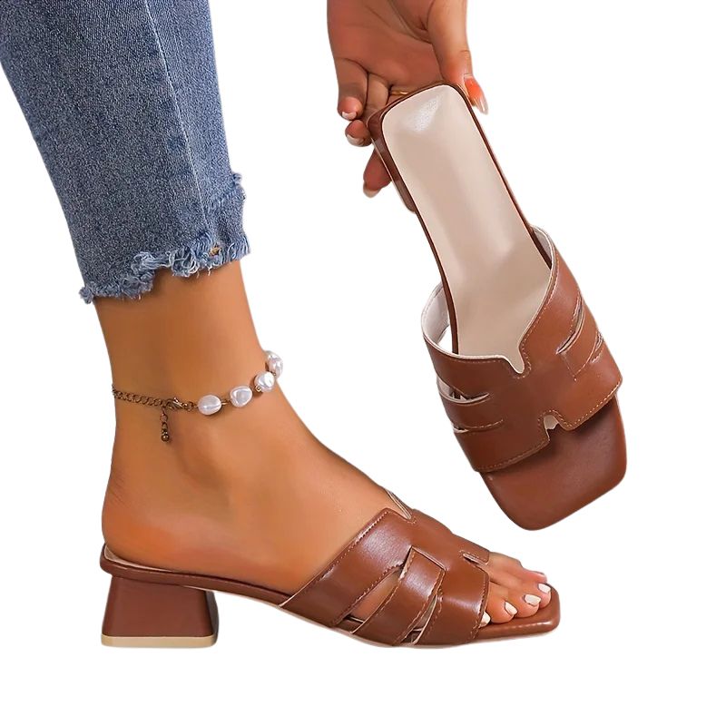 Sandales Oasis à Talons Carrés