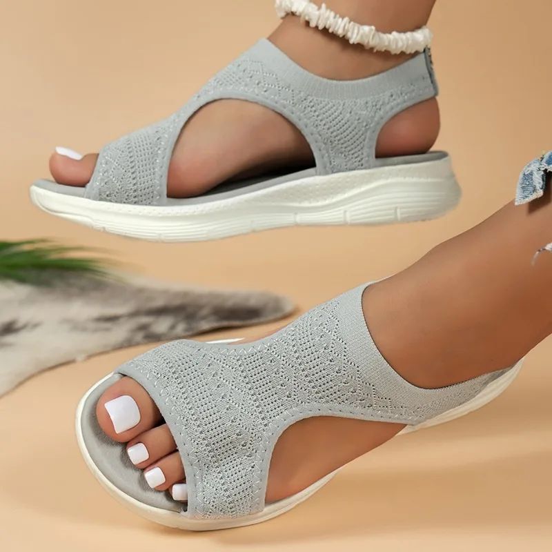 Sandale Femme Confortable À Semelle Épaisse Et Design Moderne
