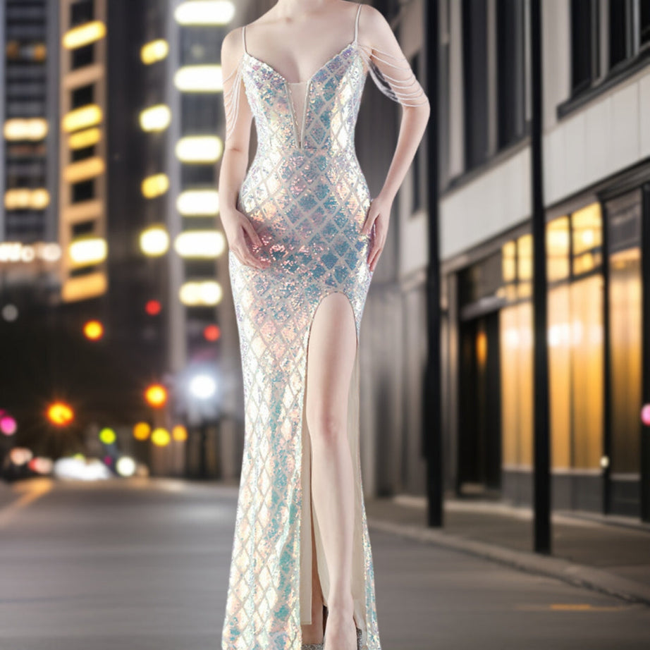 Genf – Üppiges Abendkleid 