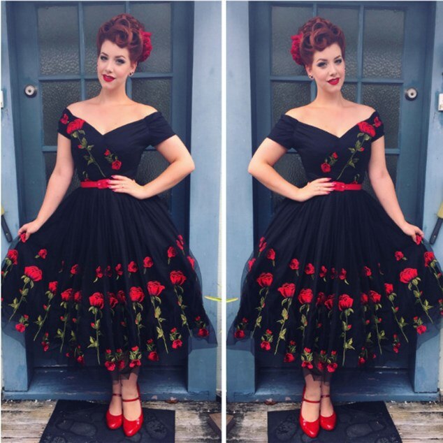 Robe vintage Motifs Roses