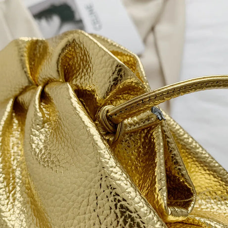 Sac à main doré cérémonie