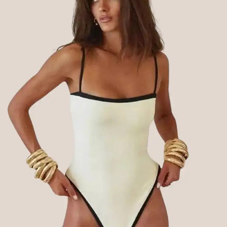 Monokini sexy