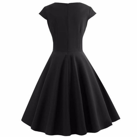 Absolut schwarzes Vintage-Kleid
