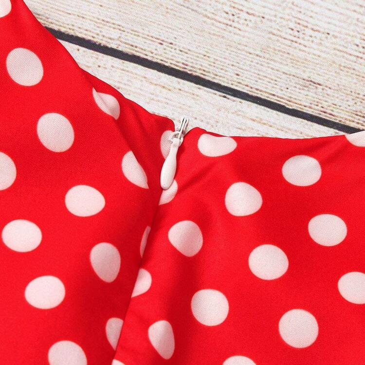 Rotes Vintage-Kleid mit weißen Punkten für Mädchen