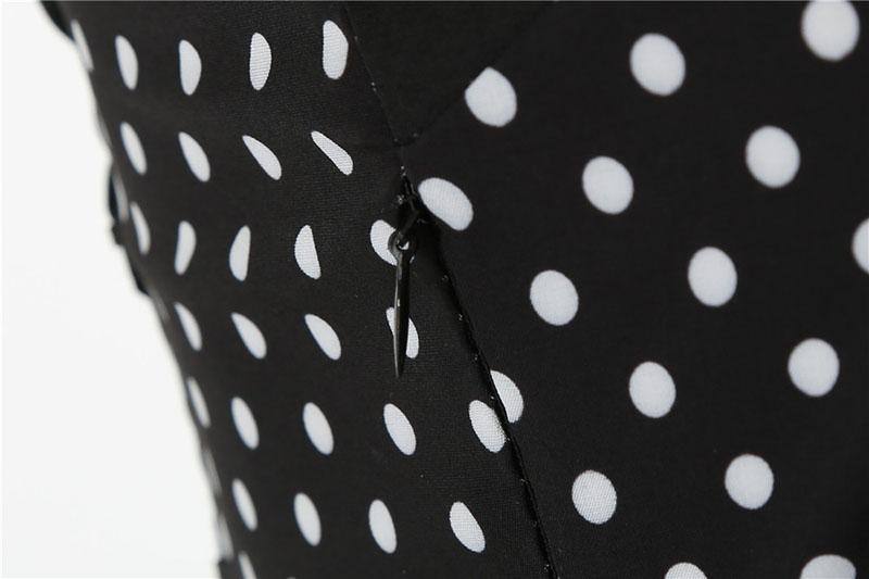 Robe vintage Noire à Pois Blanc & à Col Licou