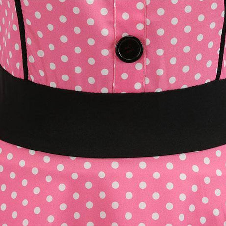 Vintage rosa Kleid mit kleinen weißen Polka Dots