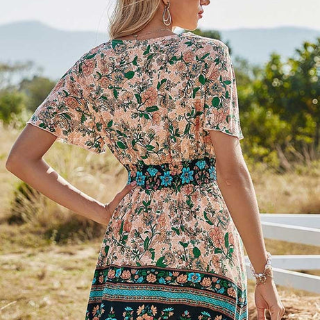 Bohemian-Chic-Kleid in Pastellfarben – Aura