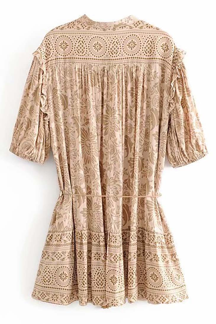 Böhmisches Spitzenkleid in Ecru – Amandine