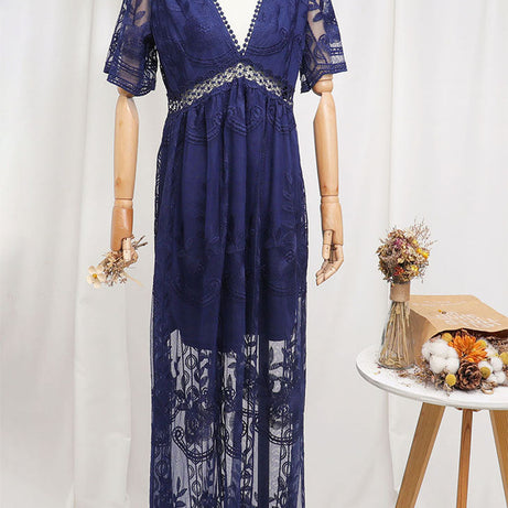 Langes schwarzes böhmisches Spitzenkleid – Seraphina