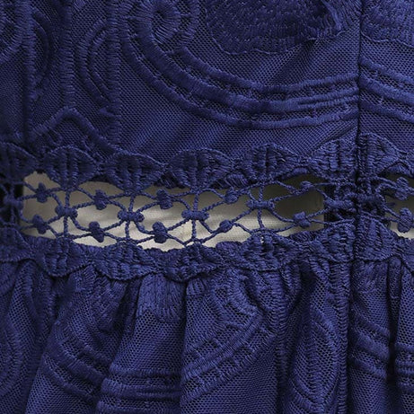 Langes schwarzes böhmisches Spitzenkleid – Seraphina