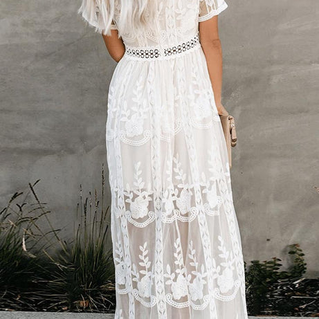 Langes schwarzes böhmisches Spitzenkleid – Seraphina