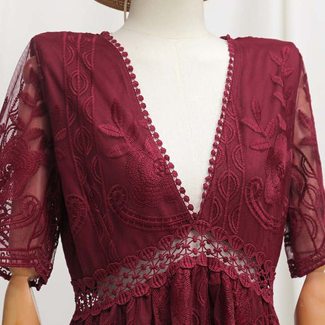 Langes schwarzes böhmisches Spitzenkleid – Seraphina