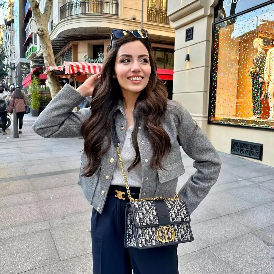 Chic Single-Breasted Jacket for Women