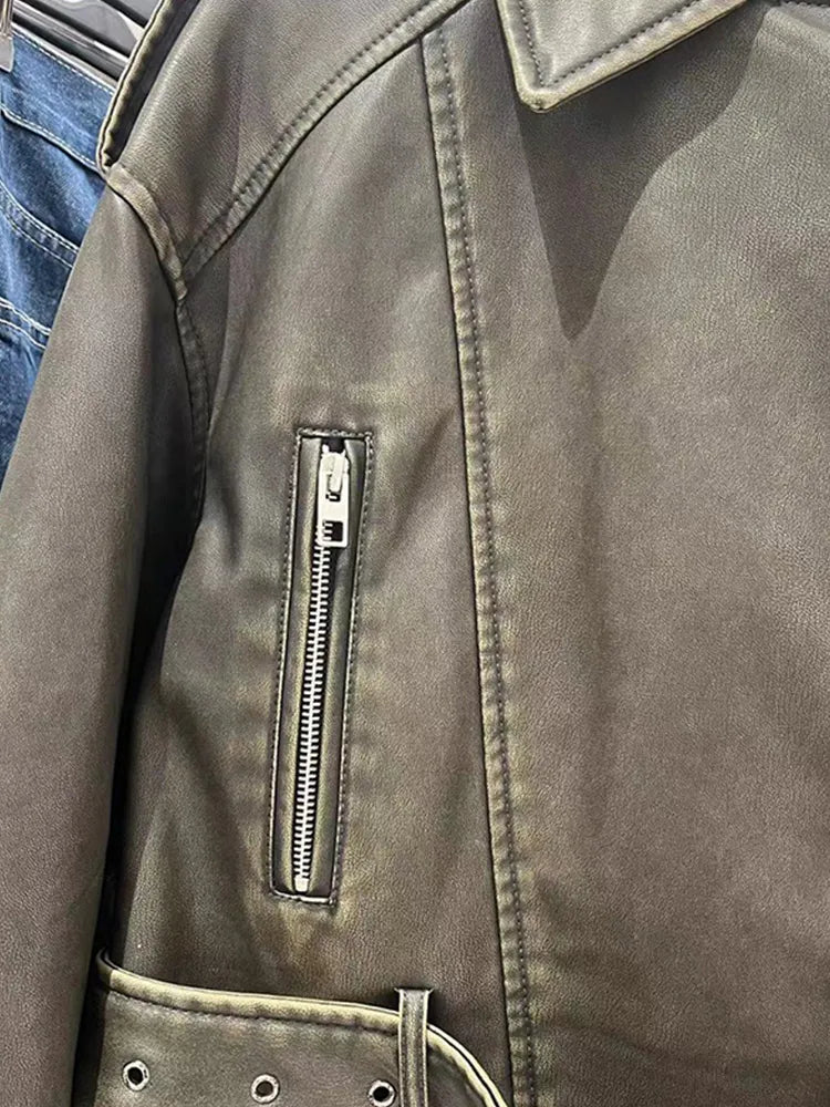 Kurze Damenjacke aus PU-Kunstleder