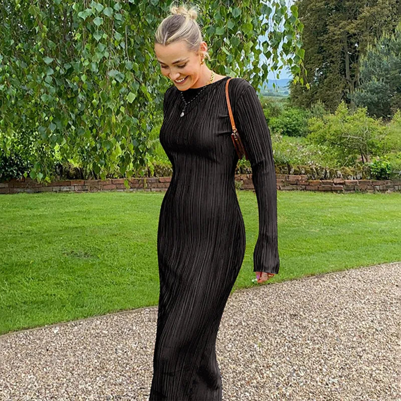 Sandrine – Langes Damen-Abendkleid mit ausgestellten Ärmeln und Rundhalsausschnitt für Damen