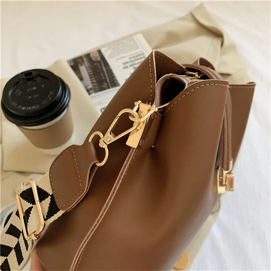 Sac à Main Femme Avec Large Bandouliere