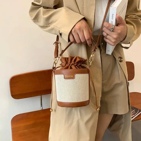 Sac à main seau beige clair tendance