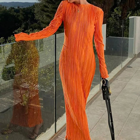 Robe longue à manches évasées et col rond pour femme